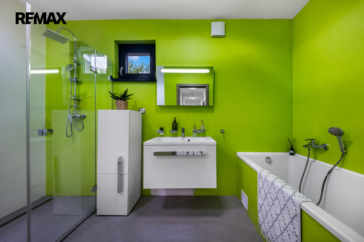 Prodej domu 204 m² s pozemkem 1 827 m² — photo 4