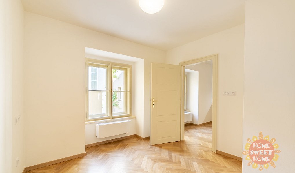 Pronájem bytu 2+kk 37 m², Praha – náhled fotky 3