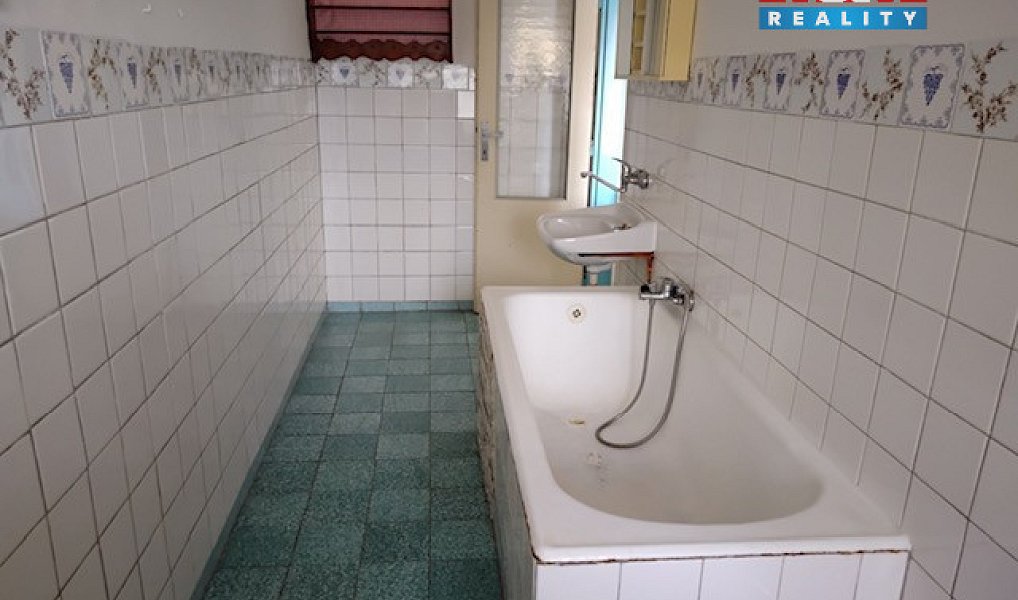 Prodej domu 170 m² s pozemkem 1 588 m², Bruntál – náhled fotky 5