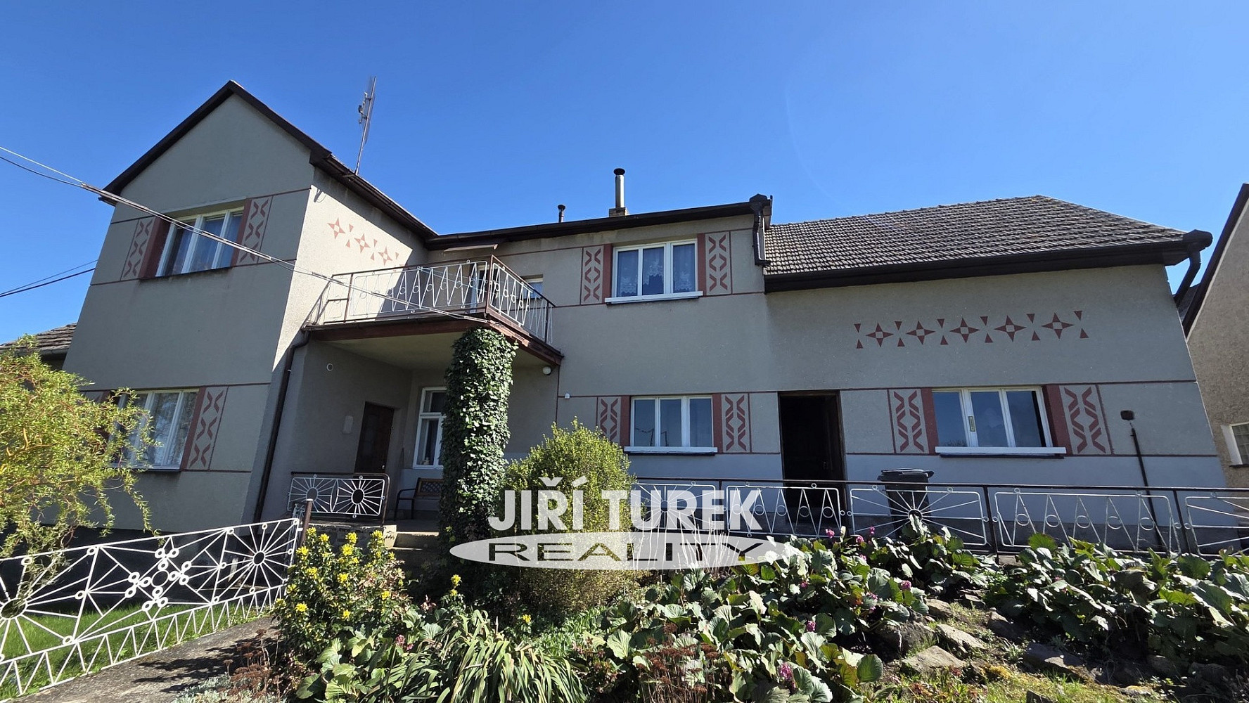 Prodej domu 180 m² s pozemkem 2 178 m²