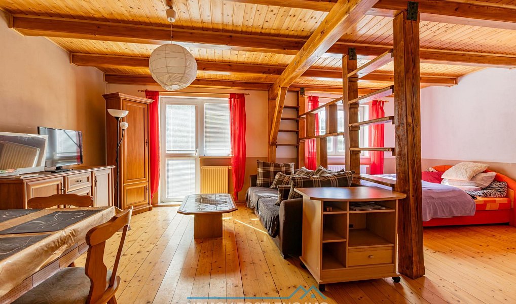 Prodej domu 350 m² s pozemkem 868 m², Jevišovice – náhled fotky 9