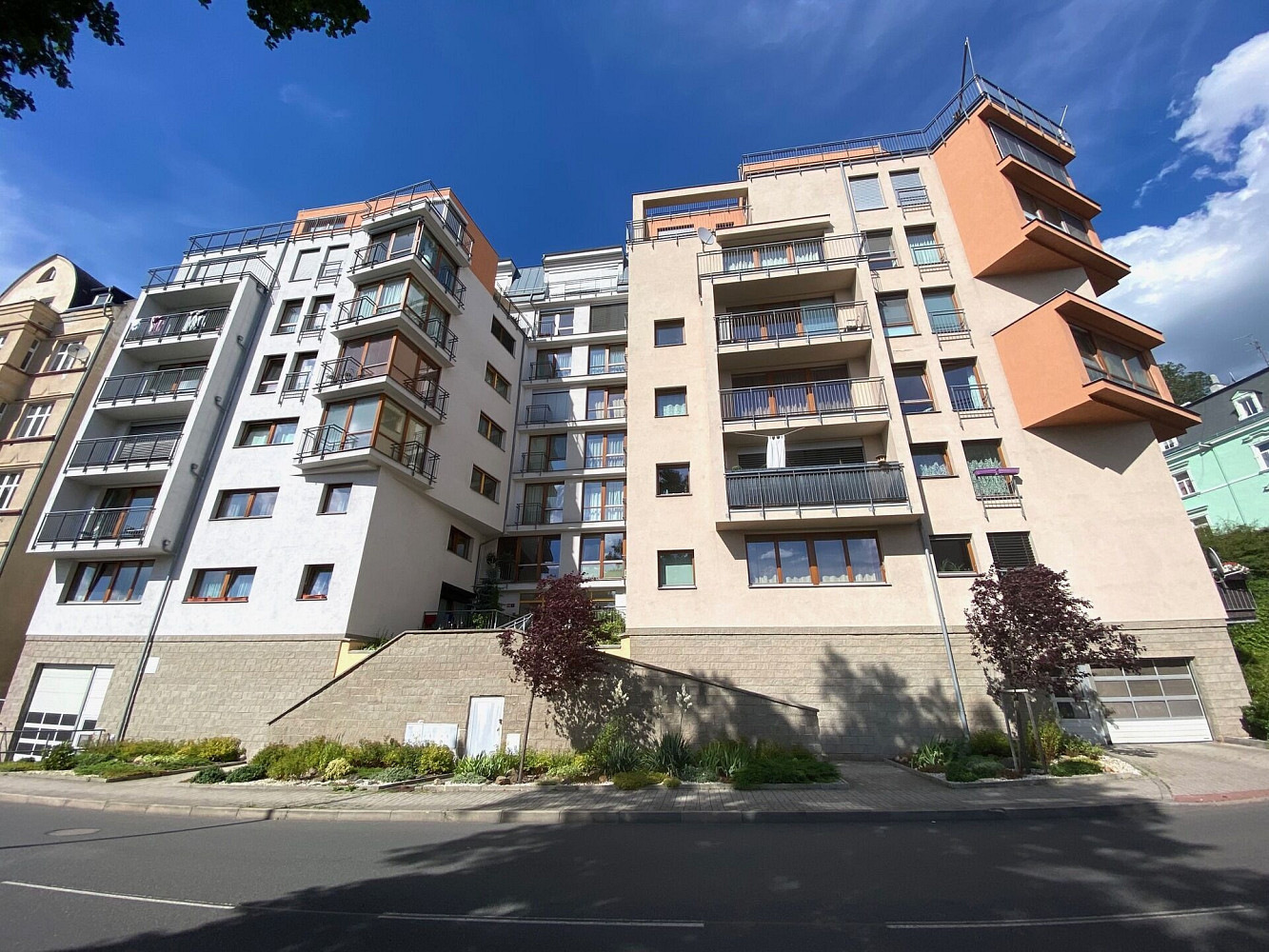 Prodej bytu 2+kk 68 m² — photo 2