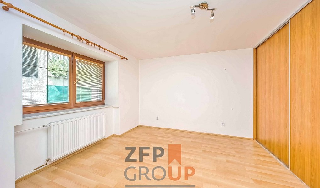 Prodej domu 227 m² s pozemkem 889 m², Senice na Hané – náhled fotky 16