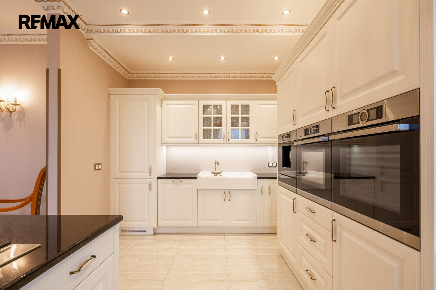 Prodej domu 483 m² s pozemkem 923 m² – fotografie 5