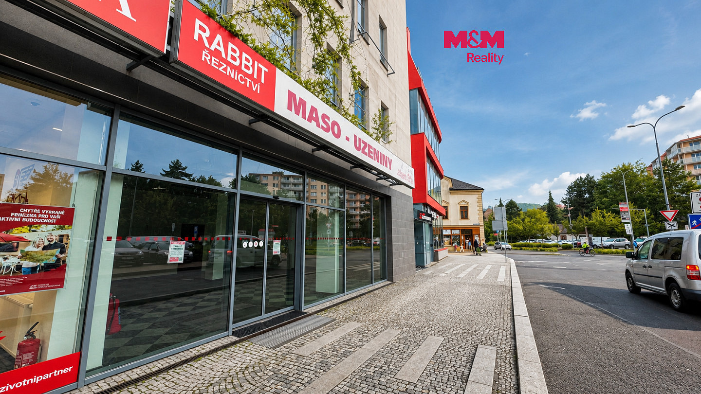 Pronájem obchodních prostor 129 m²