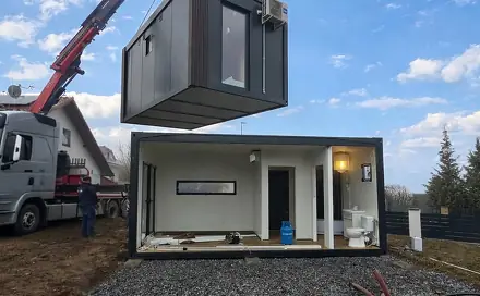Moderní modulový dům 3+kk, 36 m2 nízké náklady, možnost úprav, vzorový dům k prohlídce, Keltská, Zbuzany, okres Praha-západ