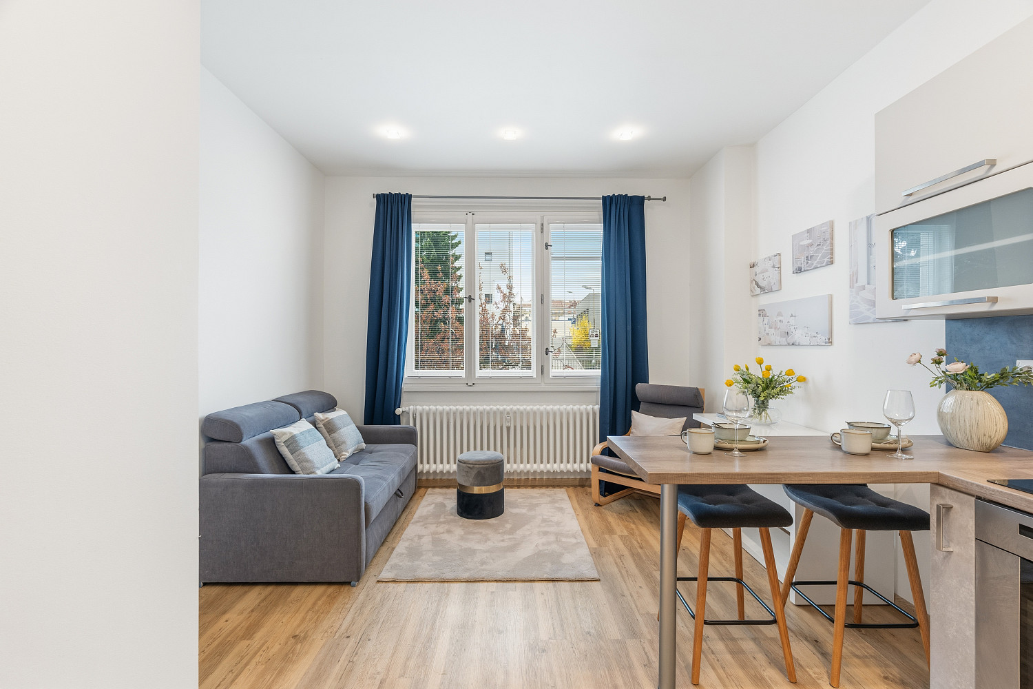 Pronájem bytu 2+kk 47 m² – fotografie 2