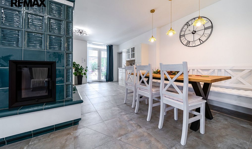 Prodej domu 428 m² s pozemkem 891 m², Chvalatice – náhled fotky 5