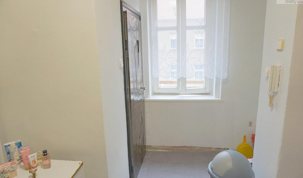 Prodej bytu 2+kk 51 m², Louny – náhled fotky 8