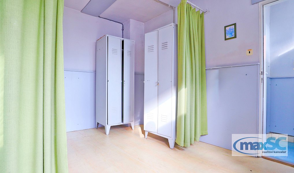 Pronájem výrobních prostor 317 m², Holice – náhled fotky 19