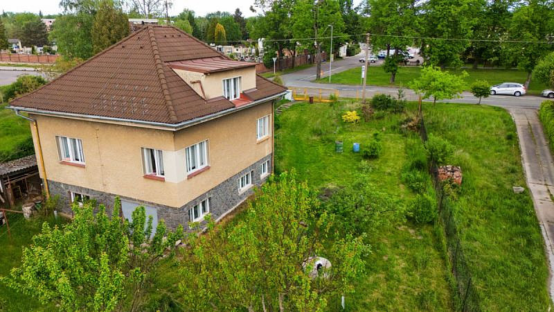 Prodej domu 120 m² s pozemkem 1 243 m² – fotografie 2
