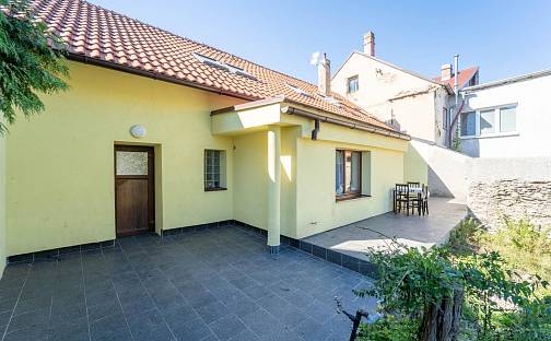 Prodej domu 159 m² s pozemkem 295 m², Masarykovo náměstí, Týnec nad Labem, okres Kolín