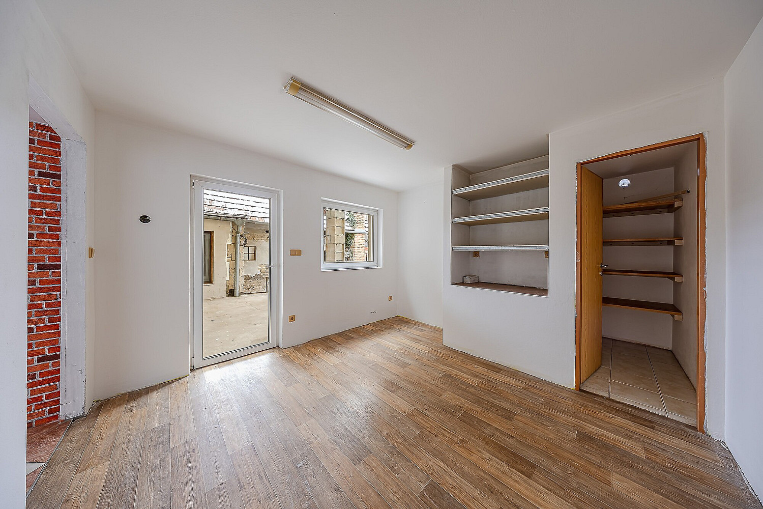 Prodej domu 124 m² s pozemkem 262 m² – fotografie 2