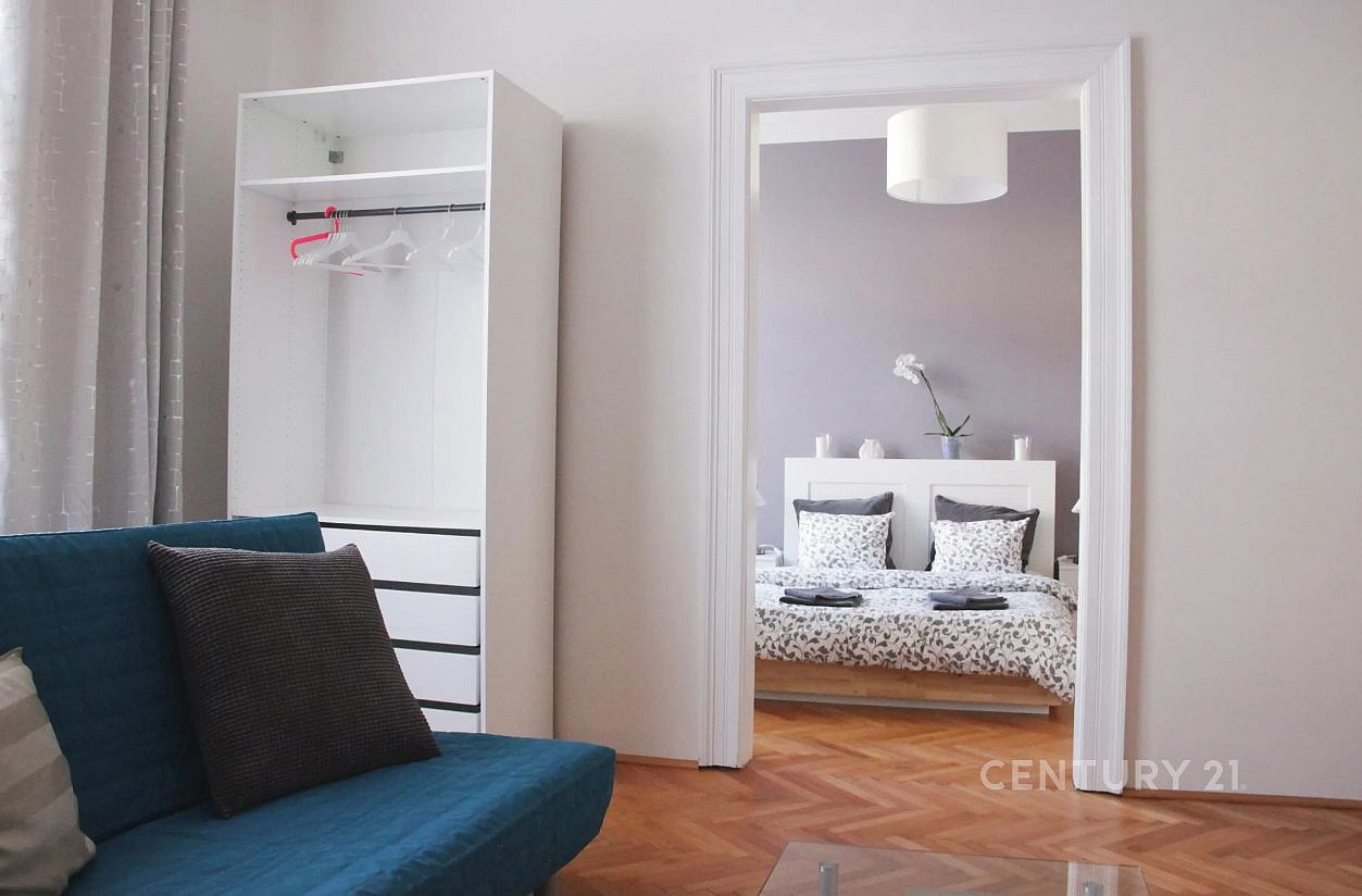 Pronájem bytu 2+1 70 m² – fotografie 4