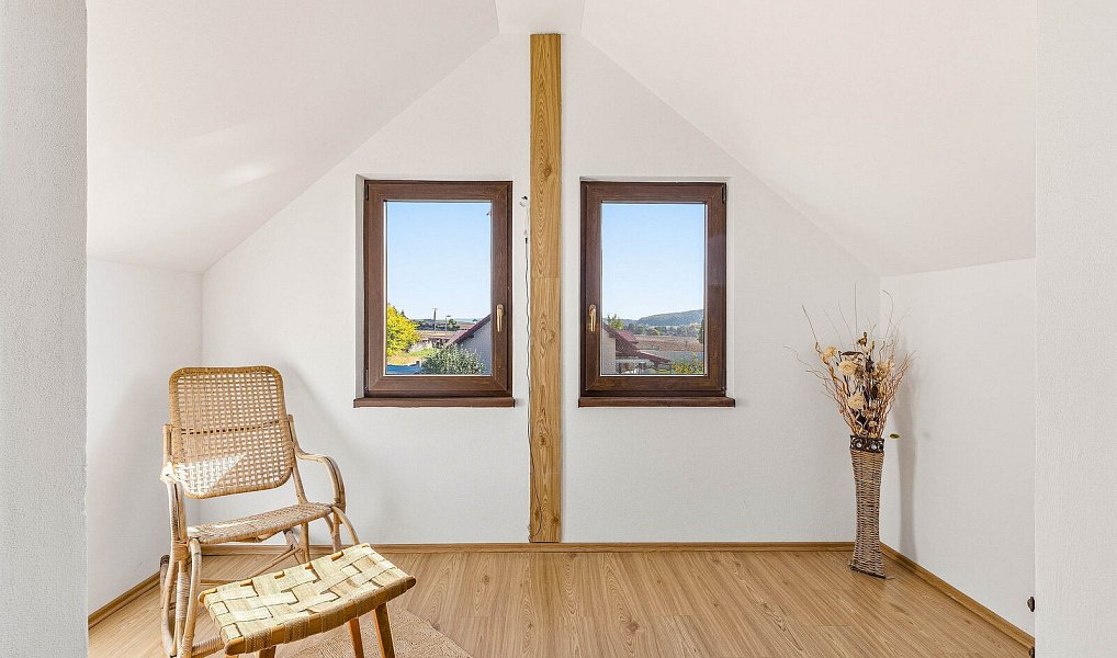 Prodej domu 212 m² s pozemkem 845 m², Záhoří – náhled fotky 22