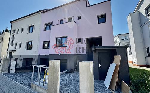 Pronájem bytu 1+kk 31 m², Kollárova, Uherské Hradiště