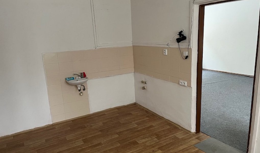 Pronájem kanceláře 70 m², Dobříš – náhled fotky 4