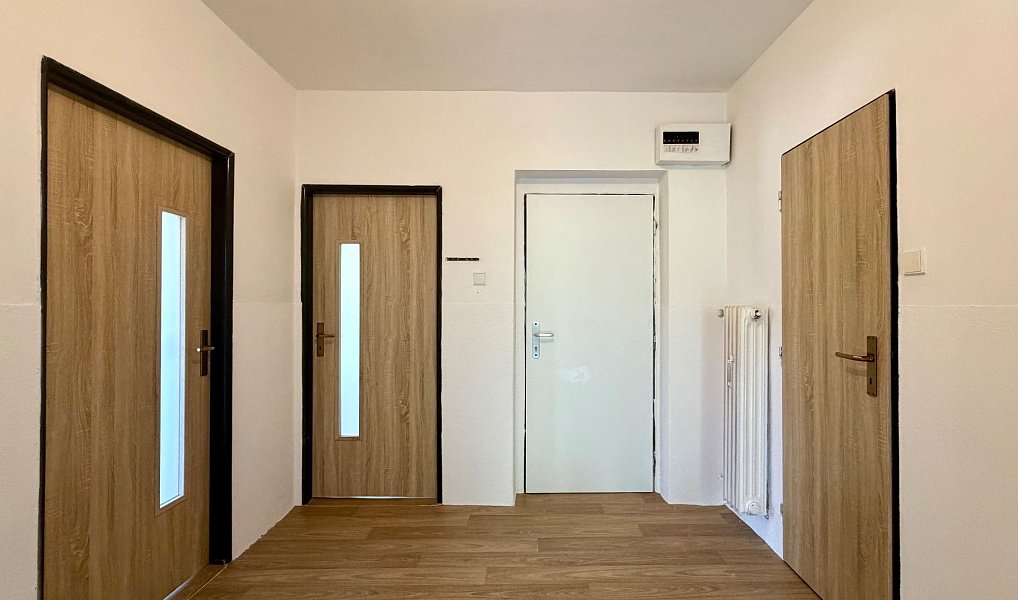 Pronájem bytu 3+1 83 m², Rožnov pod Radhoštěm – náhled fotky 3