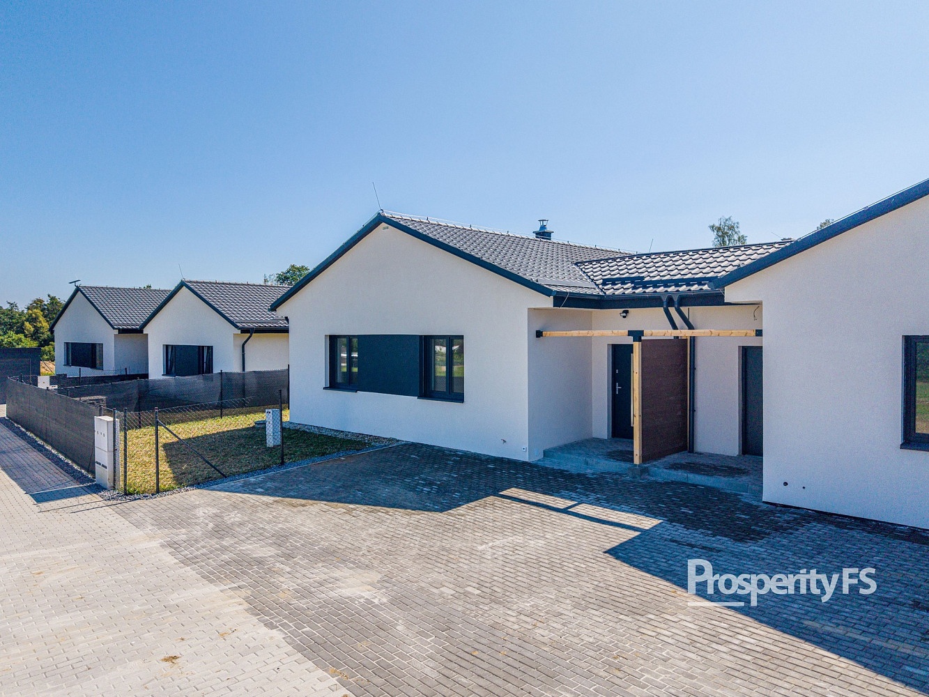 Prodej domu 97 m² s pozemkem 378 m² – fotografie 2