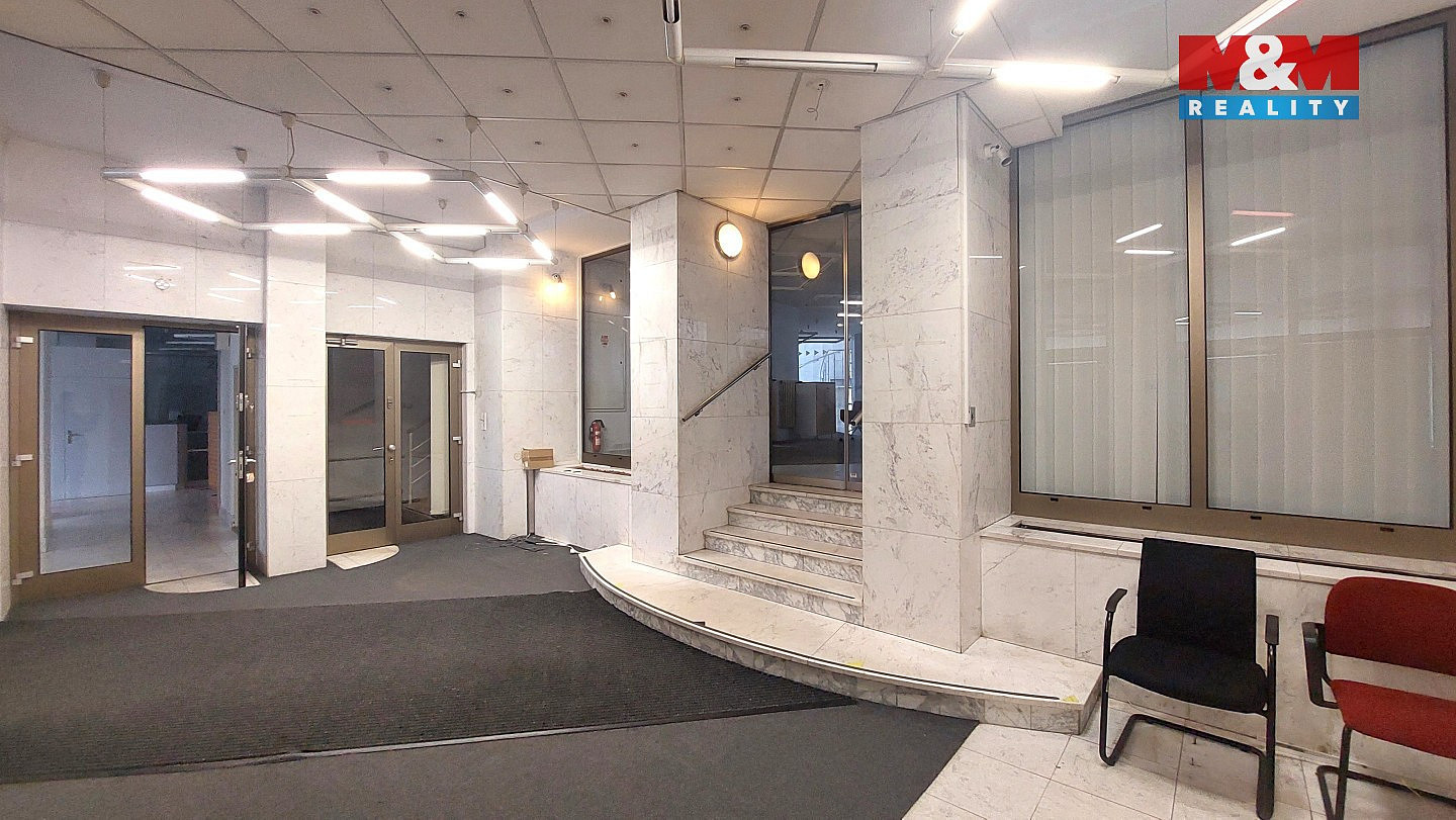 Pronájem obchodních prostor 170 m² — photo 3