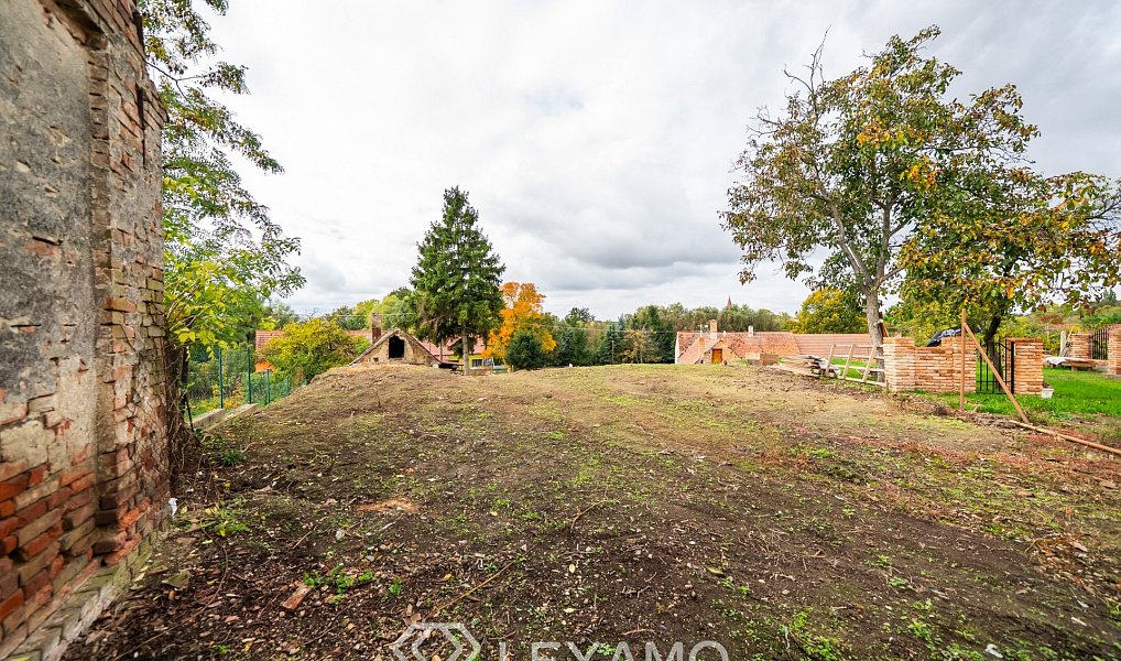 Prodej stavebního pozemku 1 165 m², Mackovice – náhled fotky 6