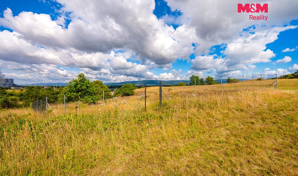 Prodej stavebního pozemku 1 184 m², Hostomice – náhled fotky 3