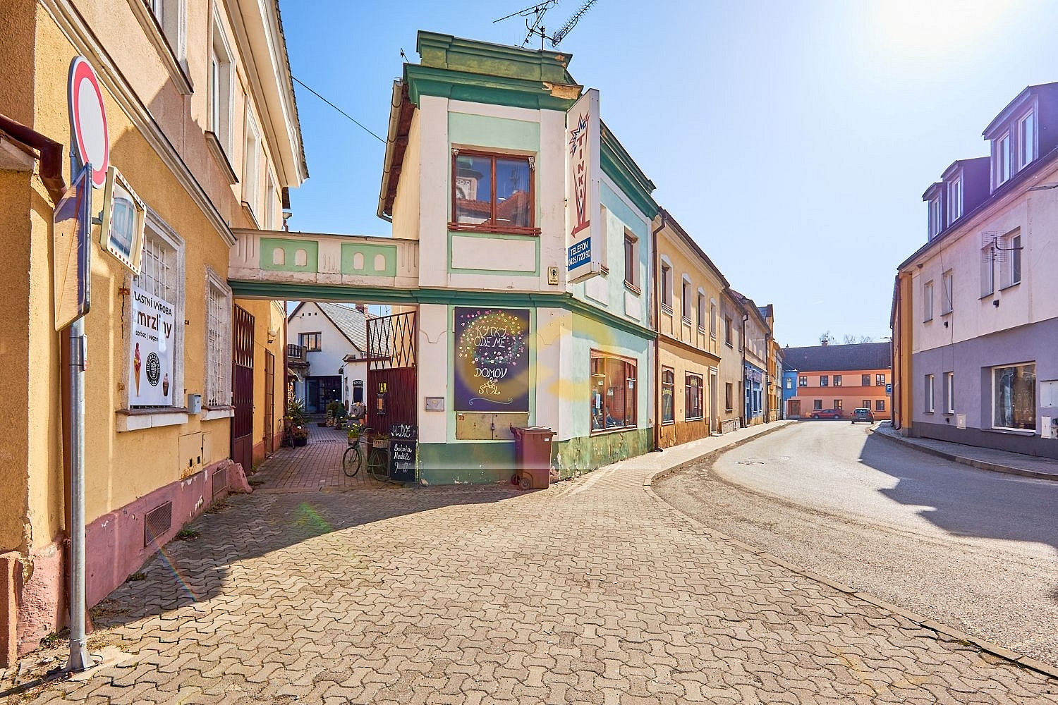 Prodej obchodních prostor 270 m²