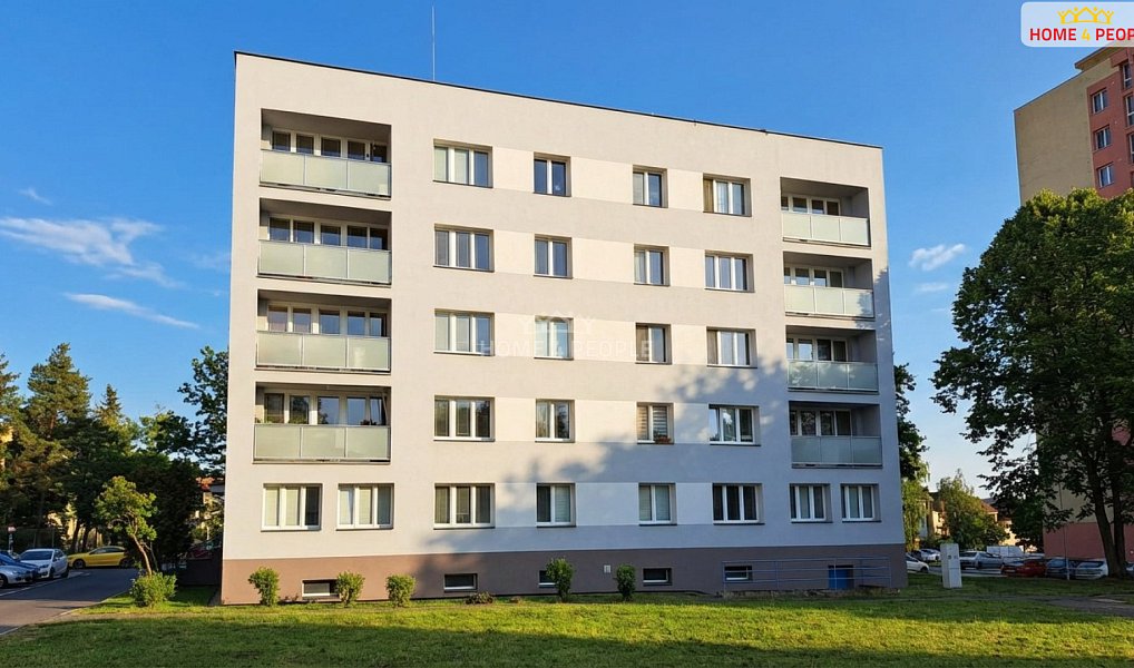 Prodej bytu 3+1 93 m², Příbram – náhled fotky 34