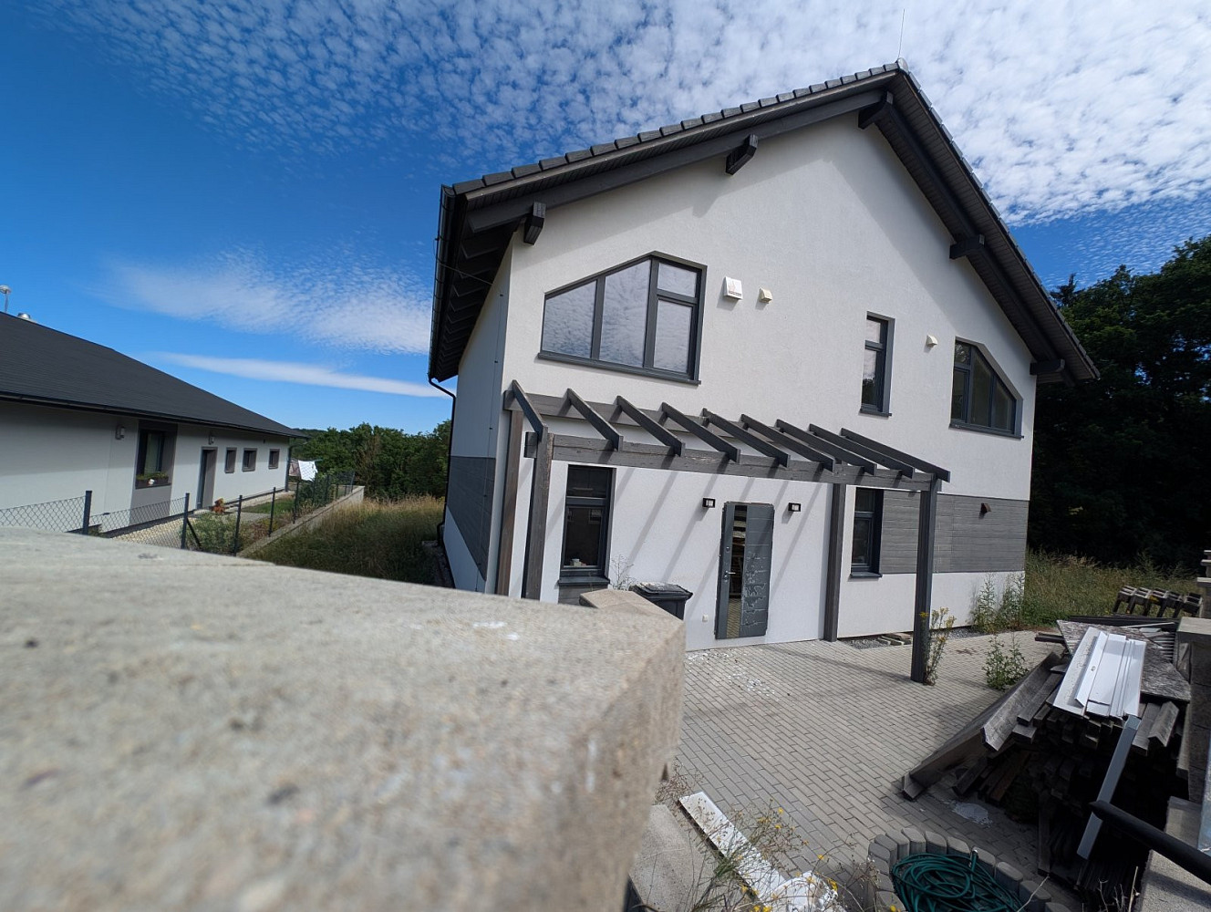 Prodej domu 180 m² s pozemkem 1 060 m² – fotografie 2