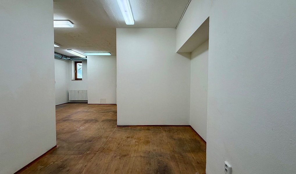 Pronájem obchodních prostor 150 m², Frenštát pod Radhoštěm – náhled fotky 11