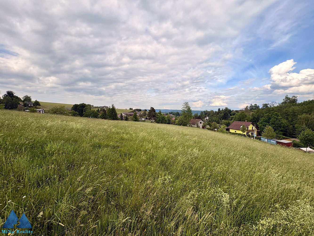 Prodej stavebního pozemku 1 680 m² — photo 4
