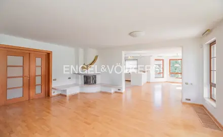 Pronájem domu 440 m² s pozemkem 1 096 m², Na cípu, Praha 4 - Újezd u Průhonic
