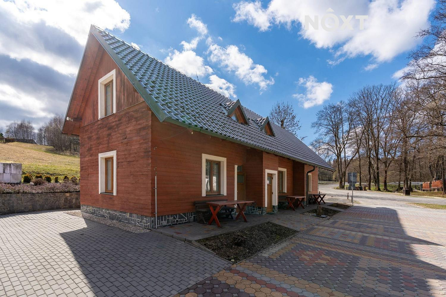 Prodej komerčního objektu (jiného typu) 180 m² — photo 2