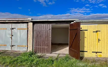 Garáž v garážové kolonii, Bratislavská, Teplice - Řetenice