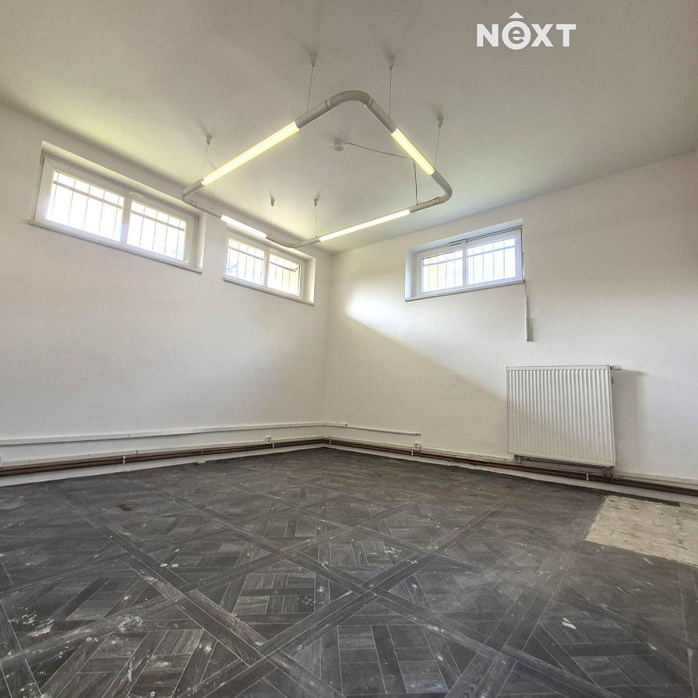 Pronájem kanceláře 57 m² — photo 3