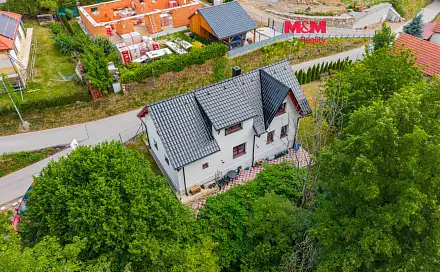 Prodej domu 145 m² s pozemkem 1 771 m², Český Krumlov - Nové Dobrkovice