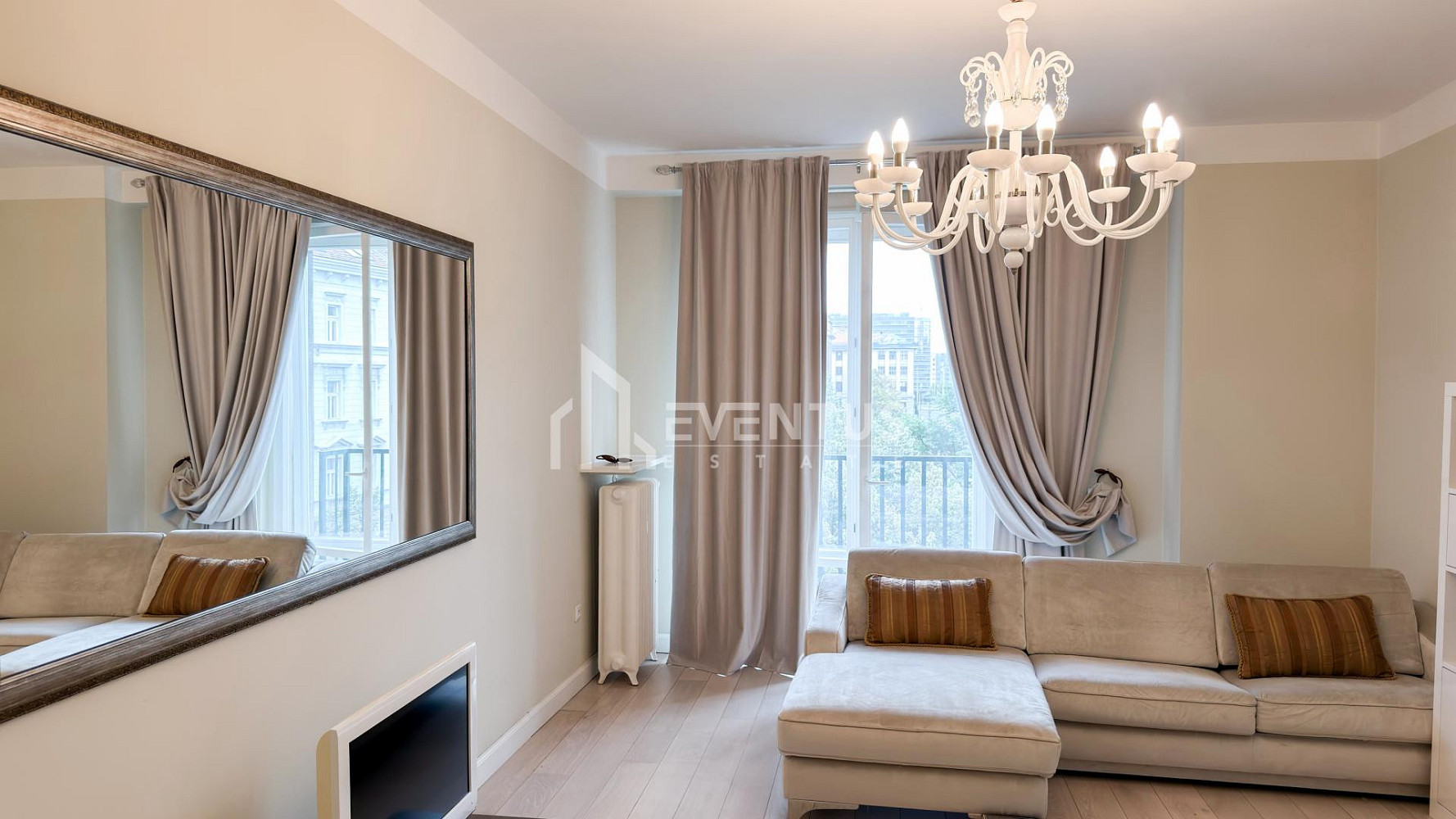 Pronájem bytu 3+kk 89 m² – fotografie 2