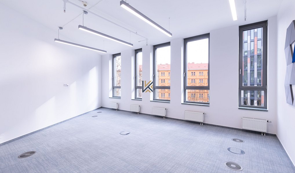 Pronájem kanceláře 1 552 m², Praha – náhled fotky 3