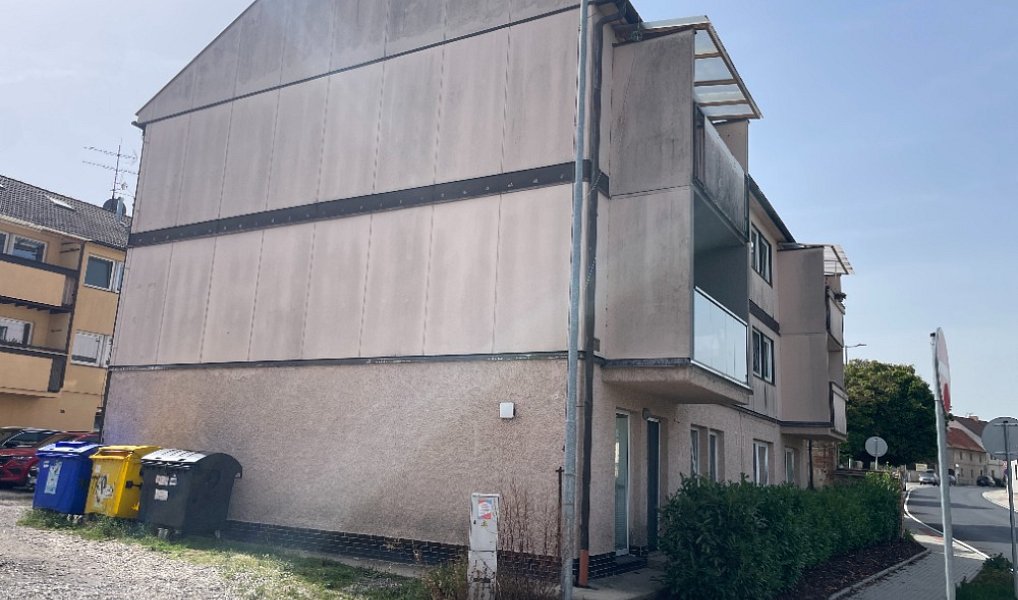 Prodej bytu 3+1 77 m², Chýně – náhled fotky 2