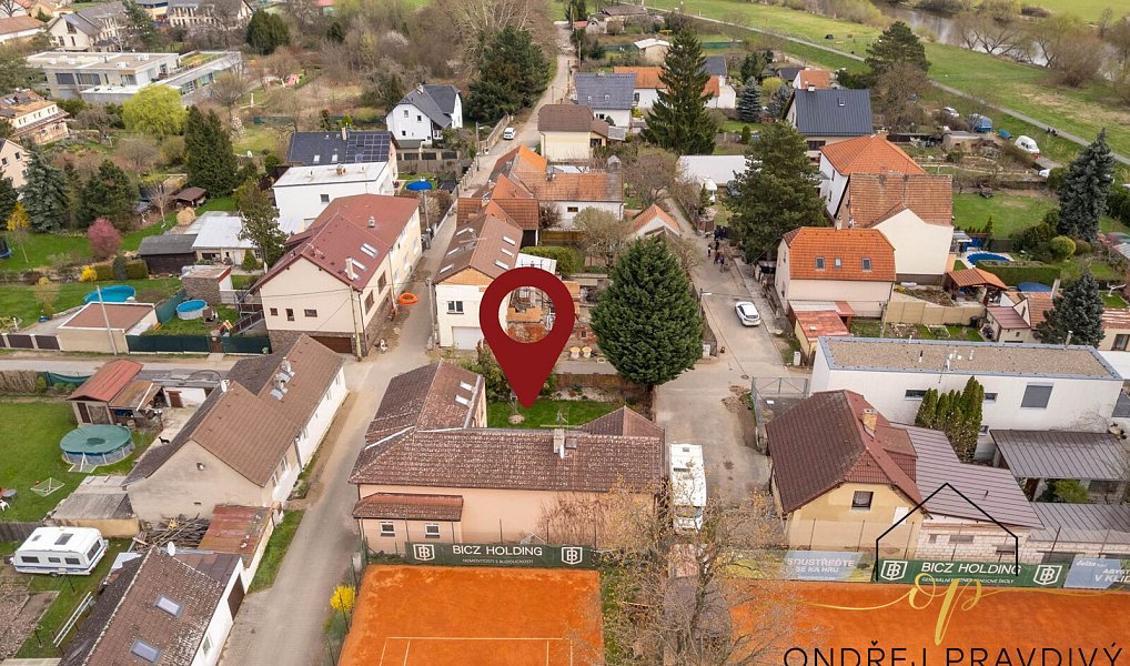 Prodej domu 265 m² s pozemkem 428 m², Lety – náhled fotky 3