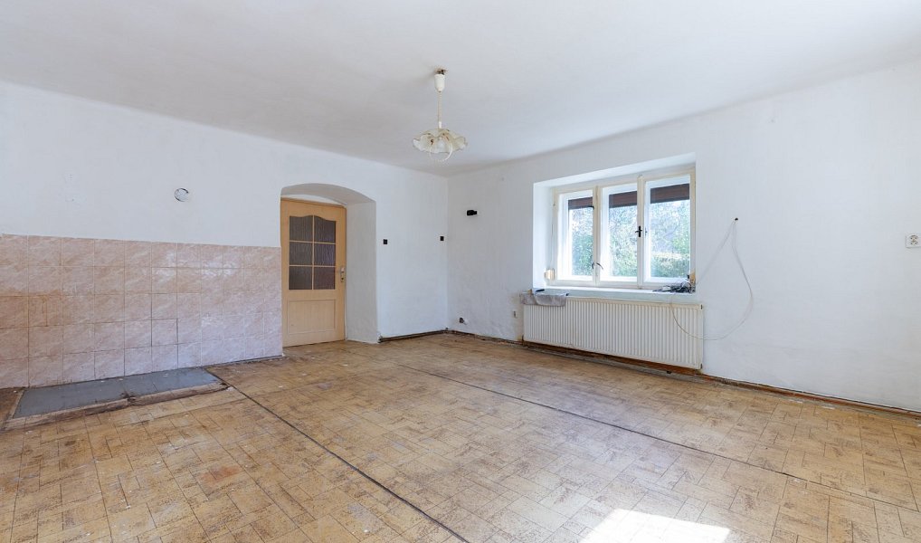 Prodej domu 140 m² s pozemkem 1 911 m², Měrunice – náhled fotky 7