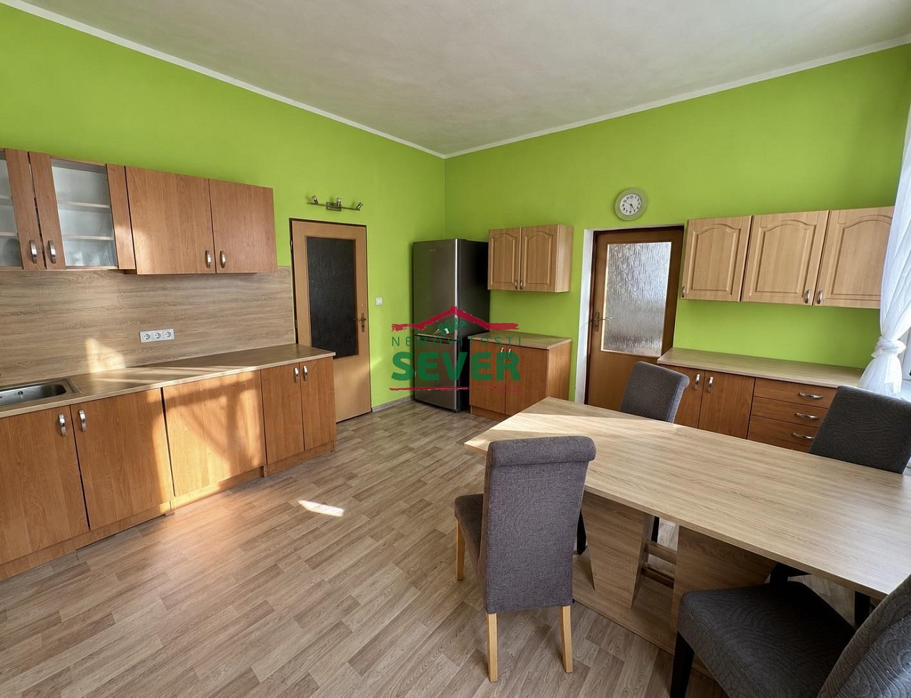 Prodej domu 571 m² s pozemkem 158 m² – fotografie 4