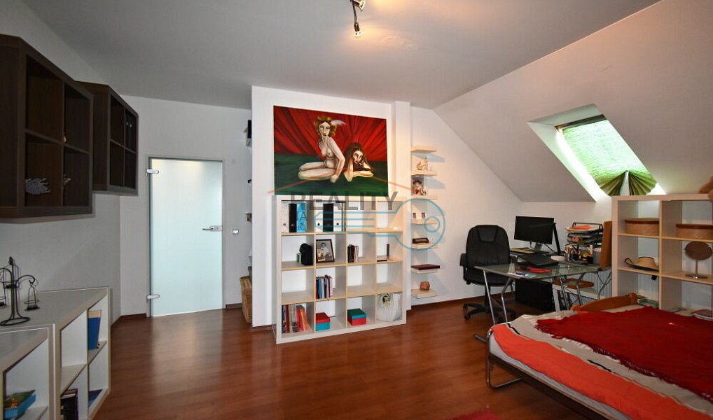 Prodej domu 170 m² s pozemkem 815 m², Vodochody – náhled fotky 23