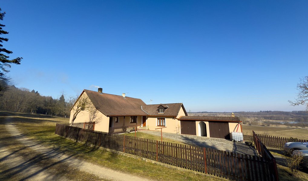 Prodej domu 160 m² s pozemkem 6 020 m², Skočice – náhled fotky 9