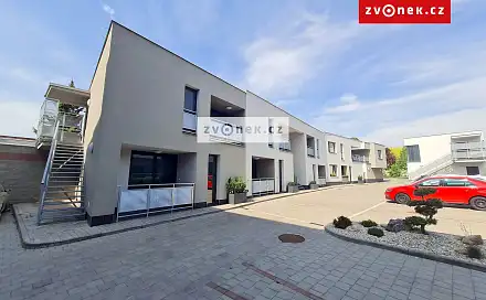 Pronájem bytu 2+kk 52 m², Komenského, Otrokovice, okres Zlín