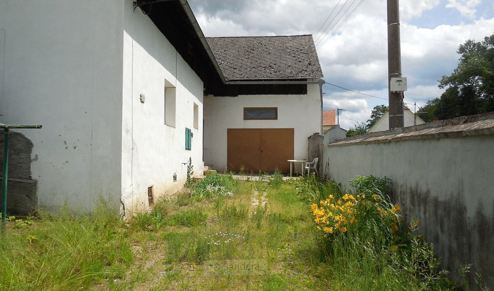 Prodej domu 356 m² s pozemkem 263 m², Malý Bor – náhled fotky 2