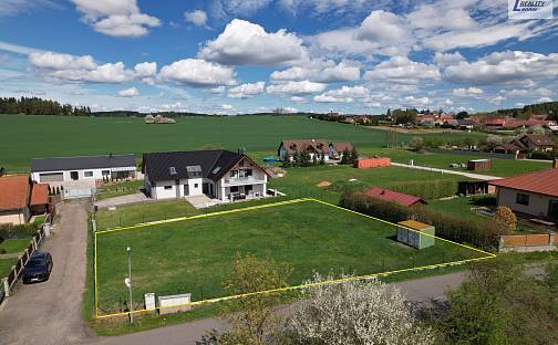 Prodej stavebního pozemku 1 009 m², Milín - Konětopy, okres Příbram