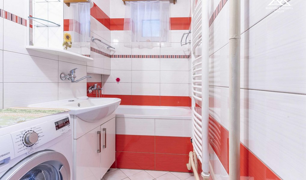 Prodej domu 269 m² s pozemkem 3 549 m², Dolní Sokolovec – náhled fotky 11