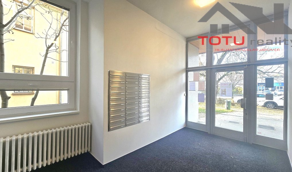 Pronájem kanceláře 19 m², Chrudim – náhled fotky 6