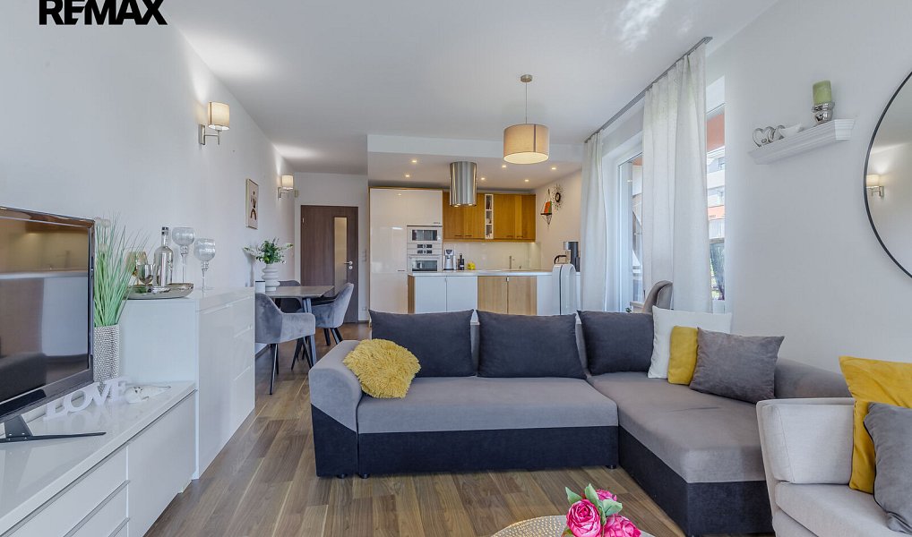 Pronájem bytu 3+kk 101 m², Praha – náhled fotky 6
